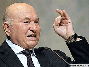 File Photo of Yuri Luzhkov at Podium